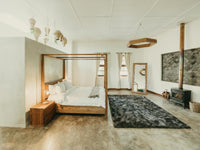 Room 7 (The Suite)