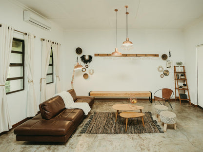 Room 7 (The Suite)