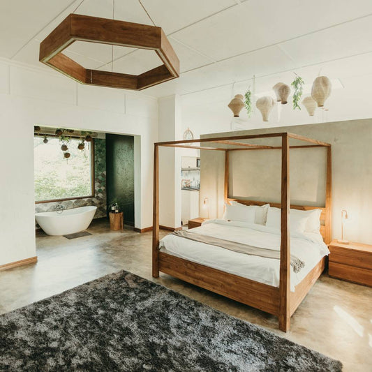 Room 7 (The Suite)